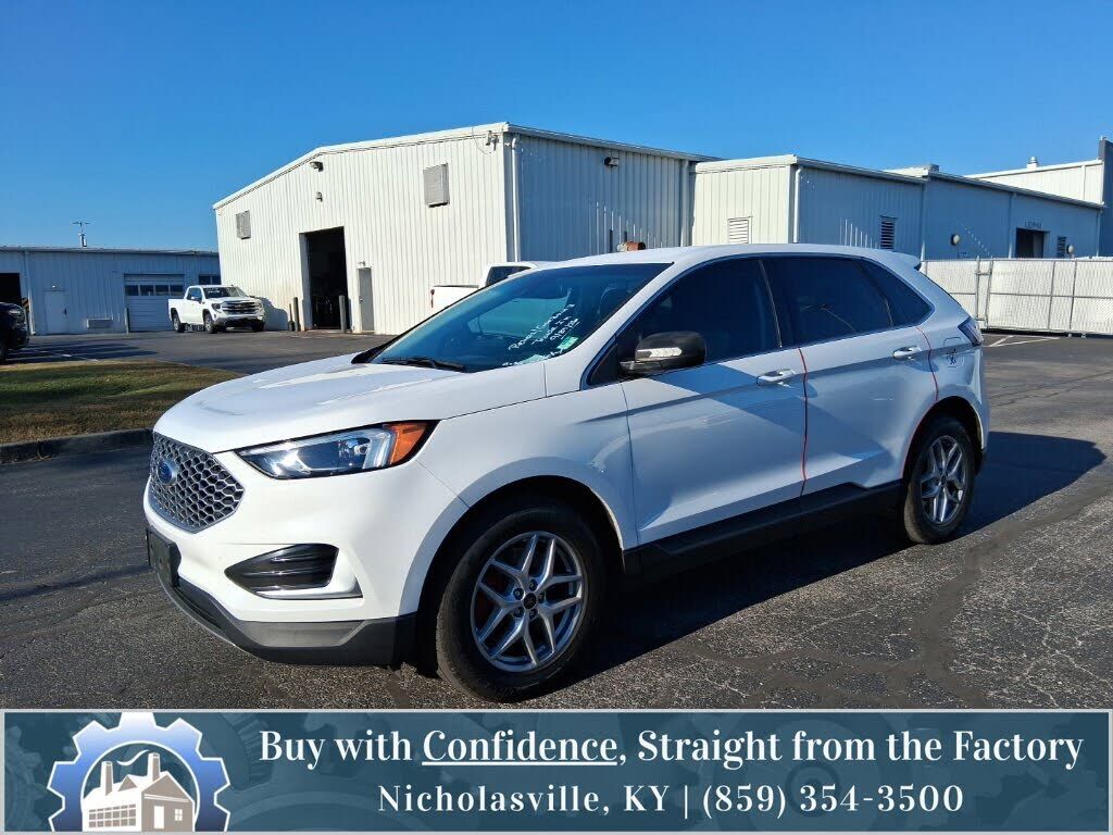 2023 FORD Edge