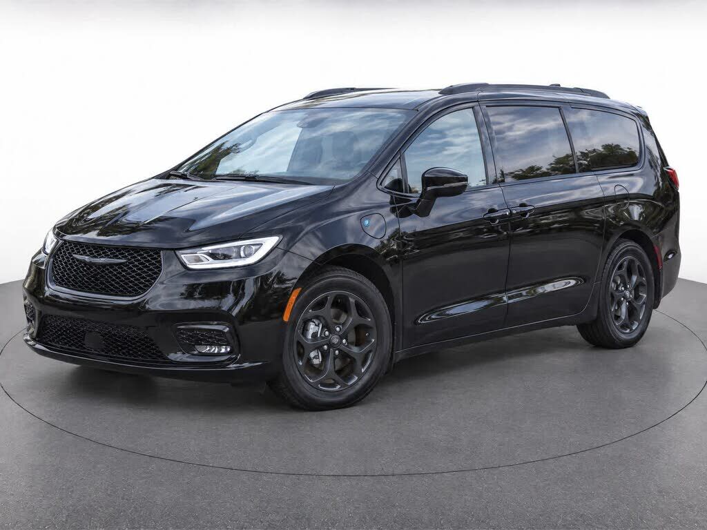 2021 CHRYSLER Pacifica