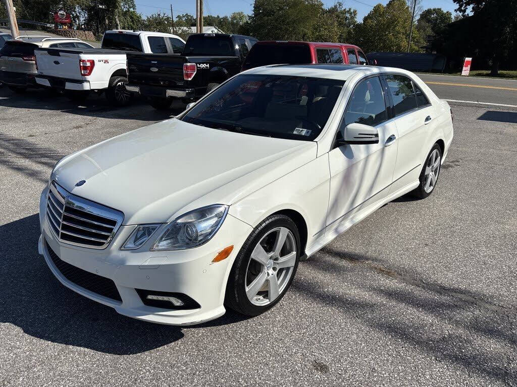 2010 MERCEDES-BENZ E-Class