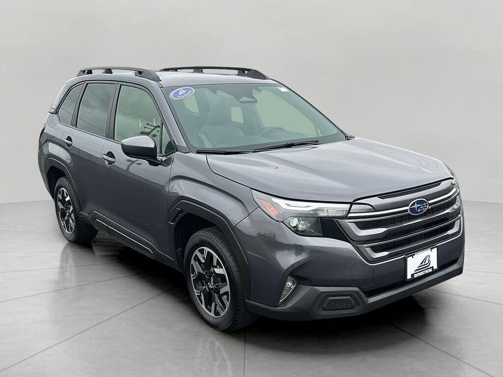 2025 SUBARU Forester