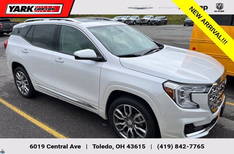 2023 GMC Terrain