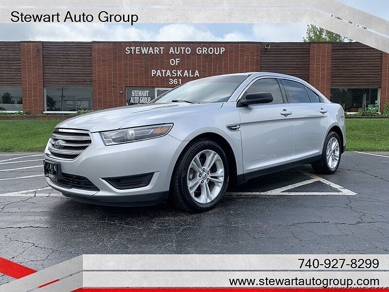 2016 FORD Taurus