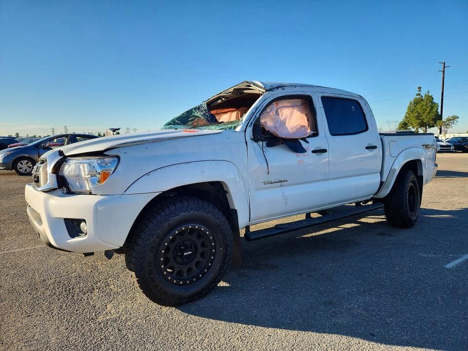 2015 TOYOTA Tacoma