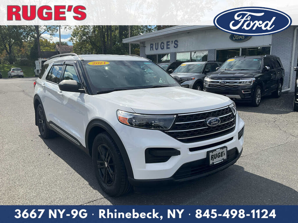 2021 FORD Explorer