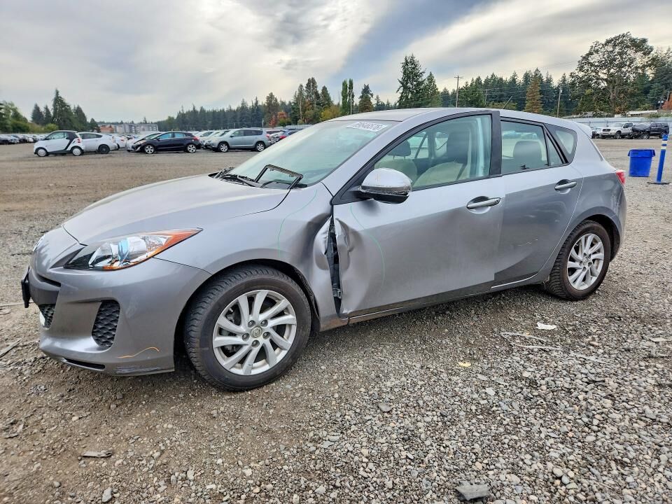 2012 MAZDA Mazda3