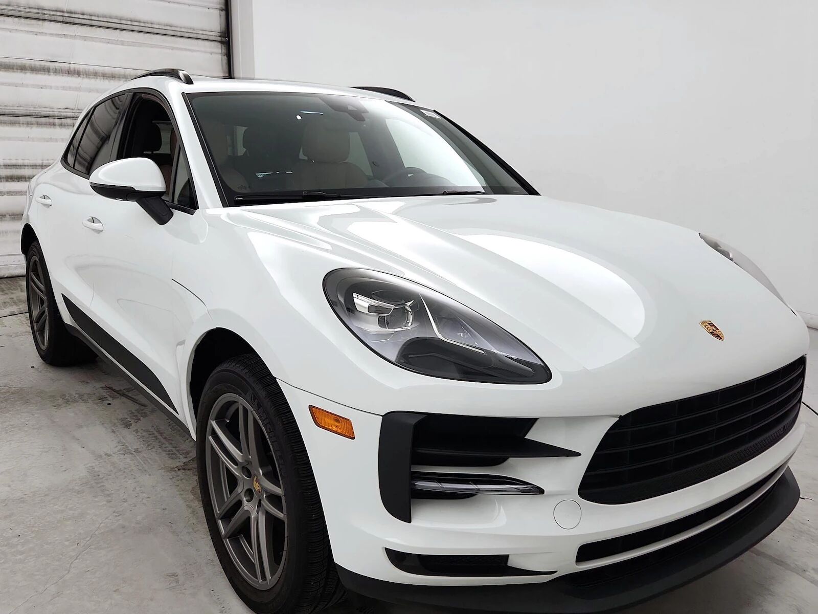 2020 PORSCHE Macan