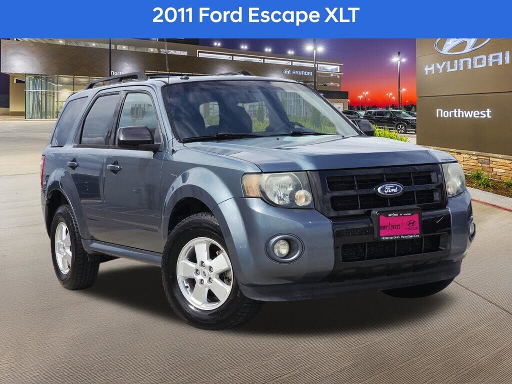 2011 FORD Escape