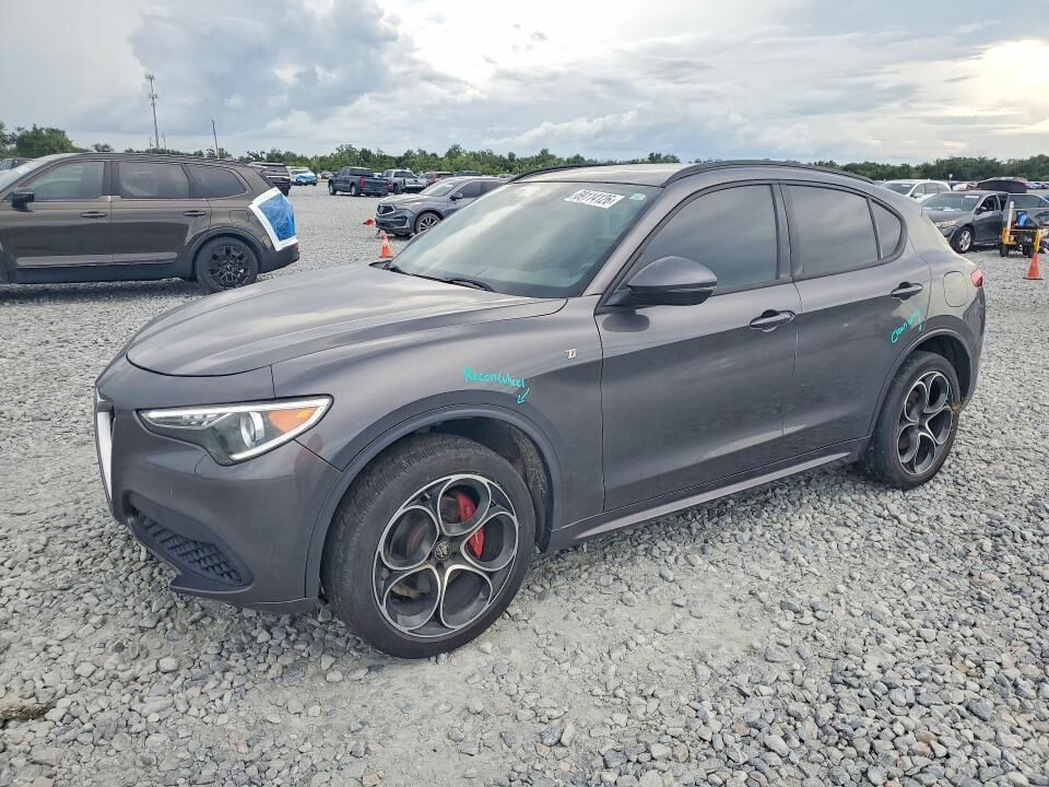 2022 ALFA ROMEO Stelvio