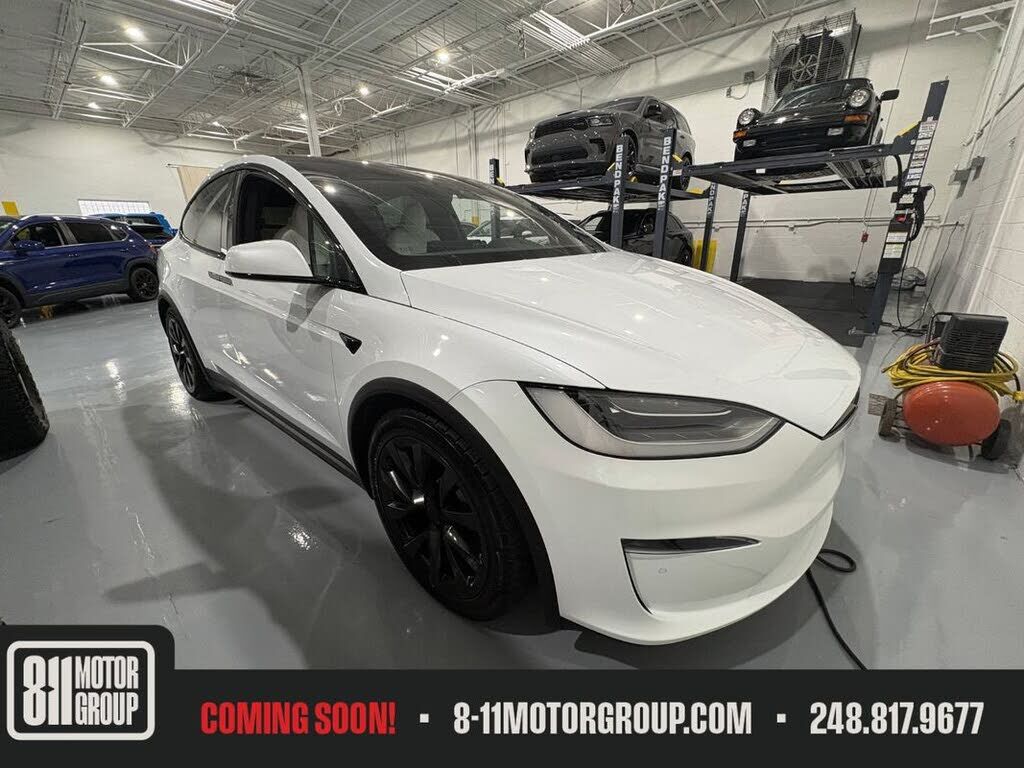 2023 TESLA Model X