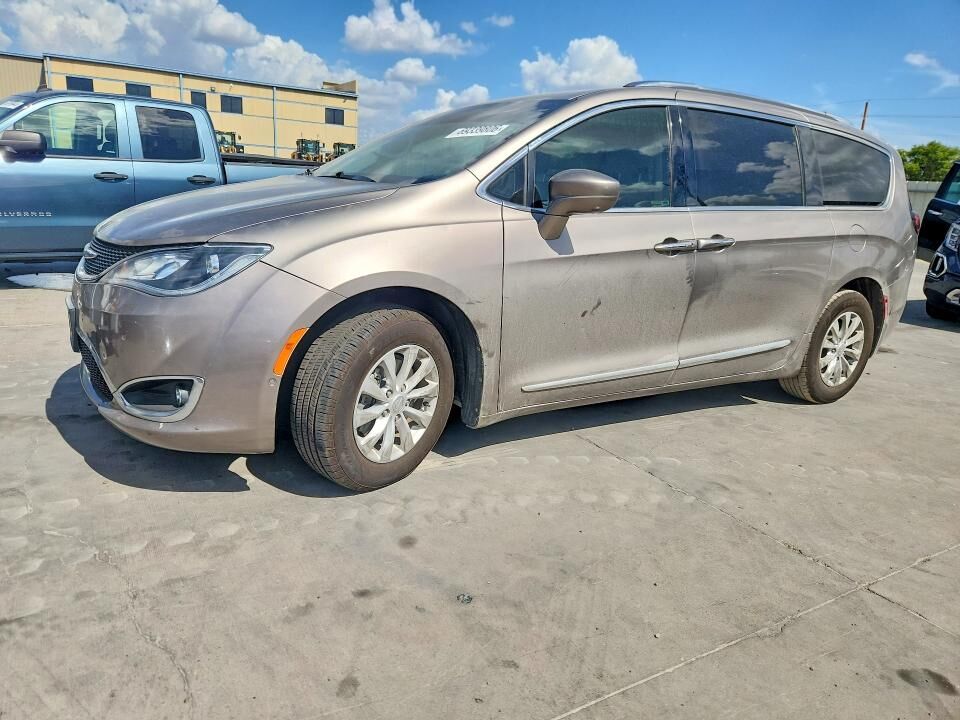 2018 CHRYSLER Pacifica