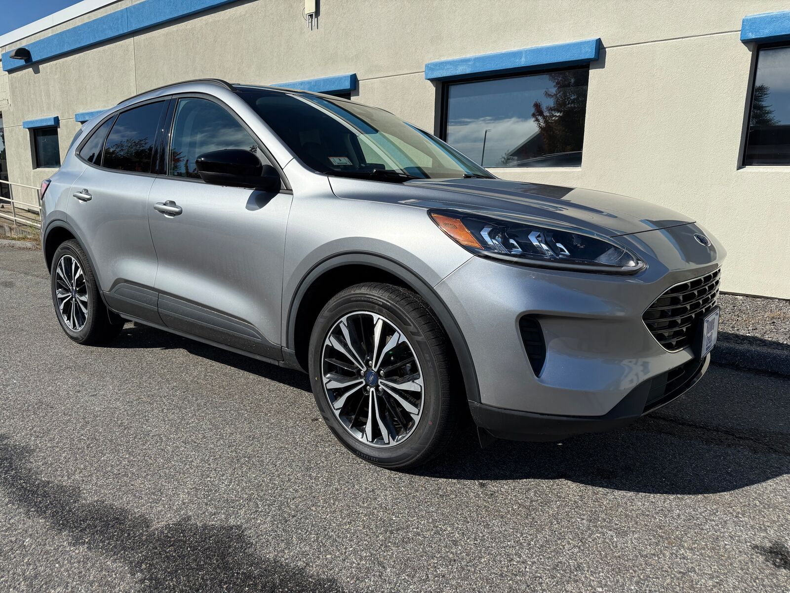 2021 FORD Escape