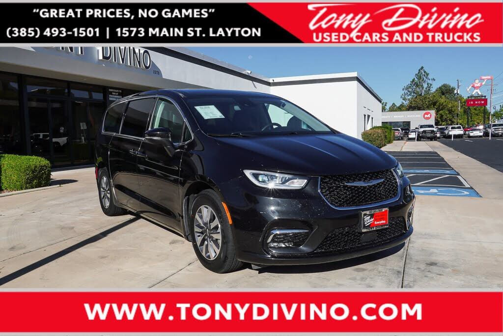 2023 CHRYSLER Pacifica