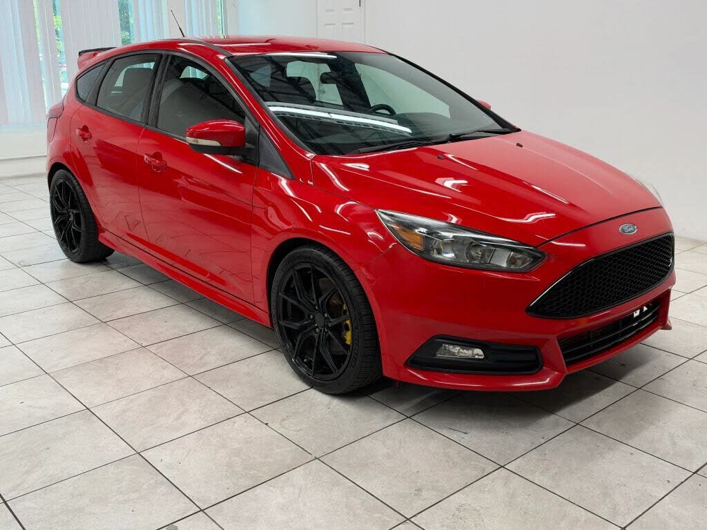 2017 FORD Focus