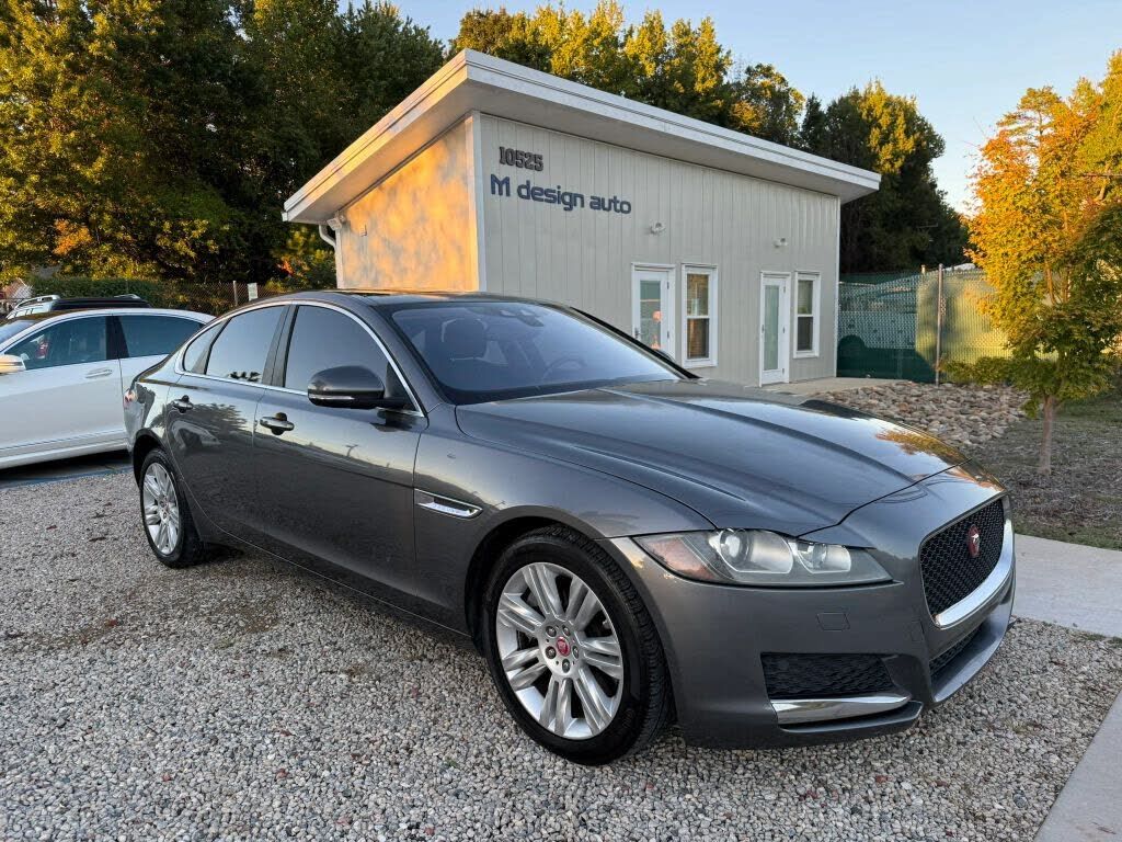 2017 JAGUAR XF