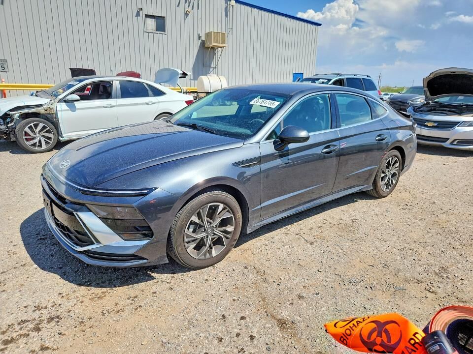 2025 HYUNDAI Sonata
