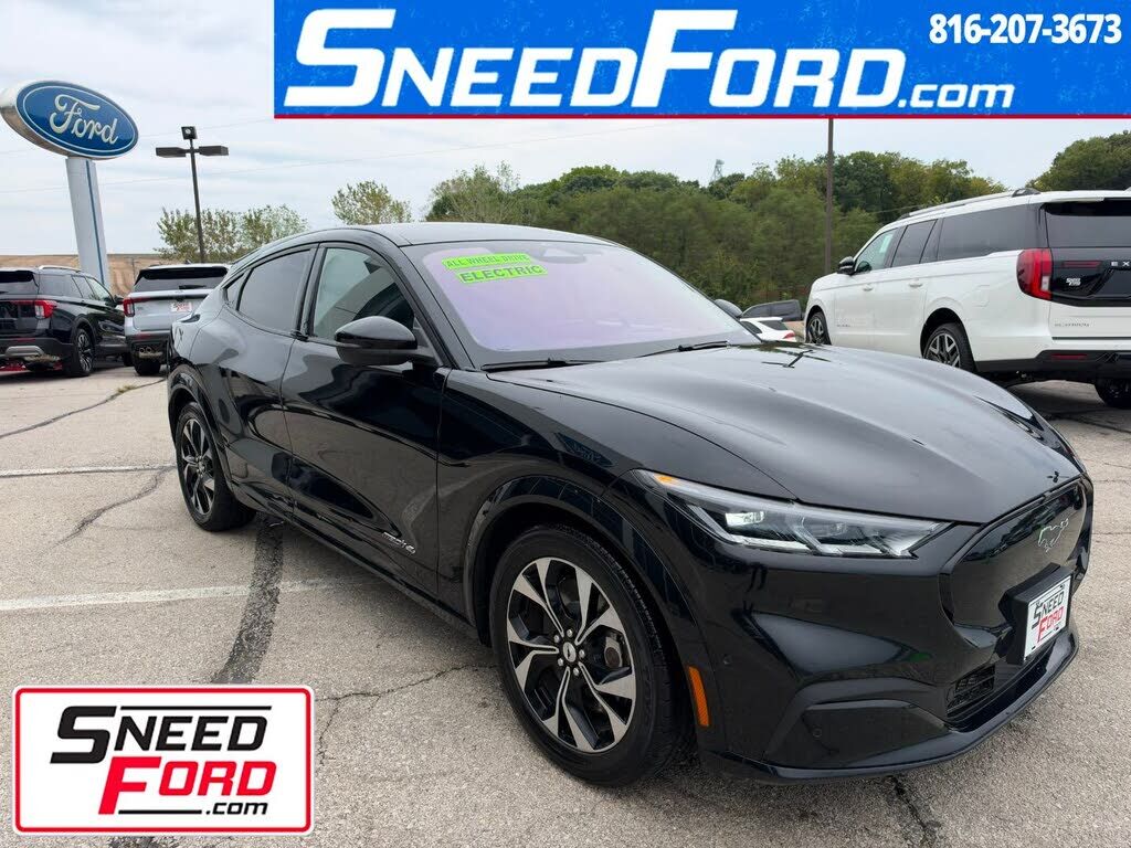 2021 FORD Mach-E