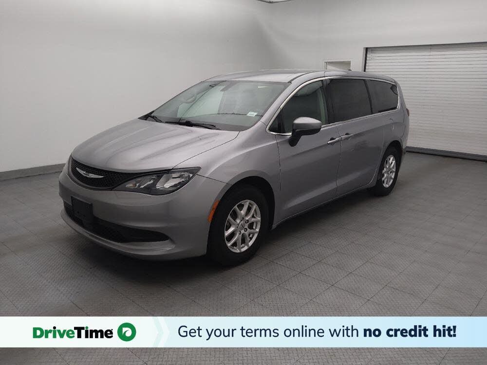 2021 CHRYSLER Voyager
