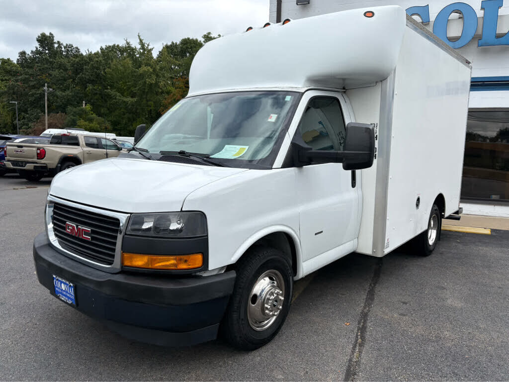 2018 GMC Savana