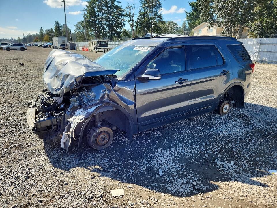 2016 FORD Explorer