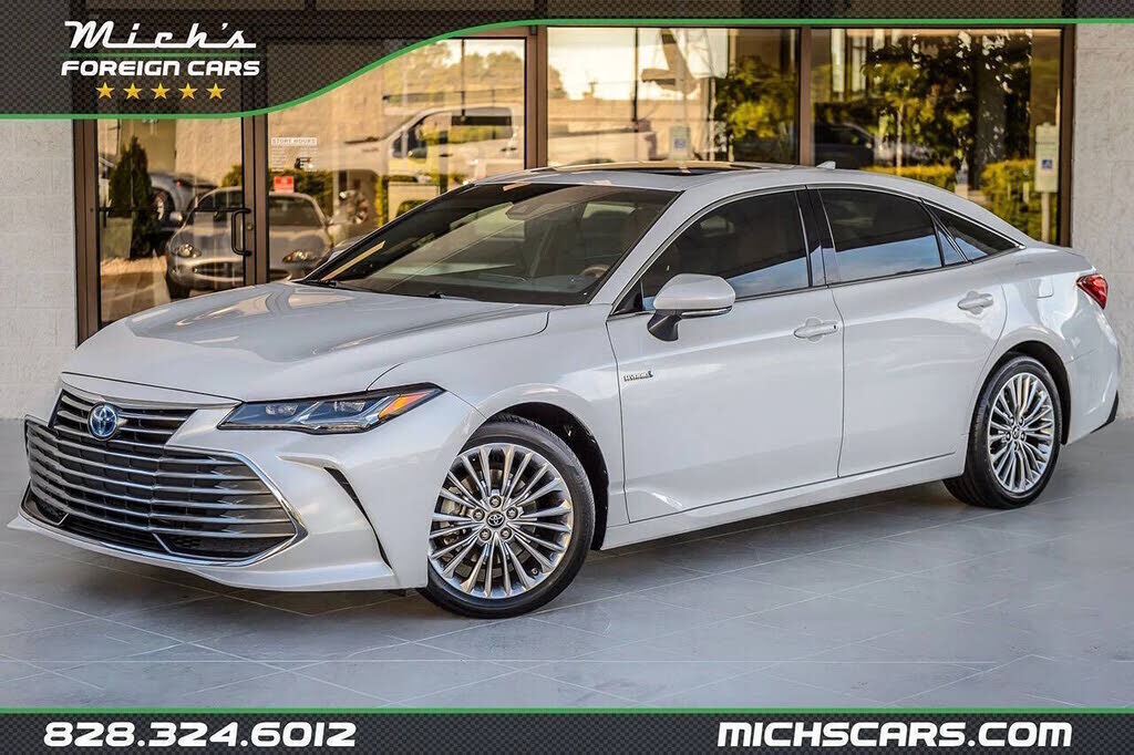 2019 TOYOTA Avalon