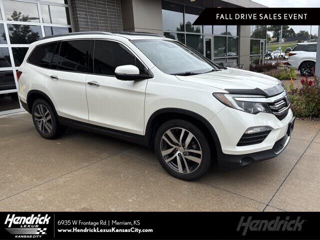 2017 HONDA Pilot