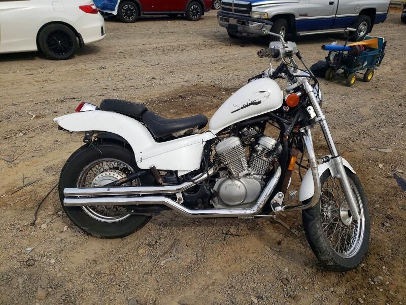 1995 HONDA VT600C