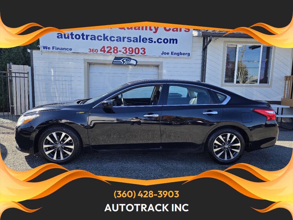 2017 NISSAN Altima