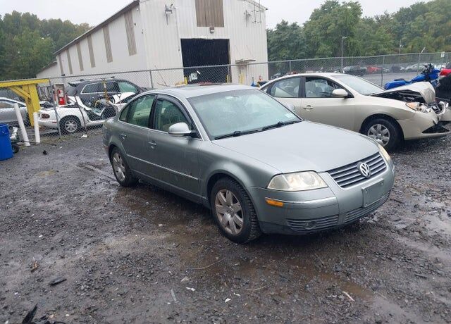2005 VOLKSWAGEN Passat