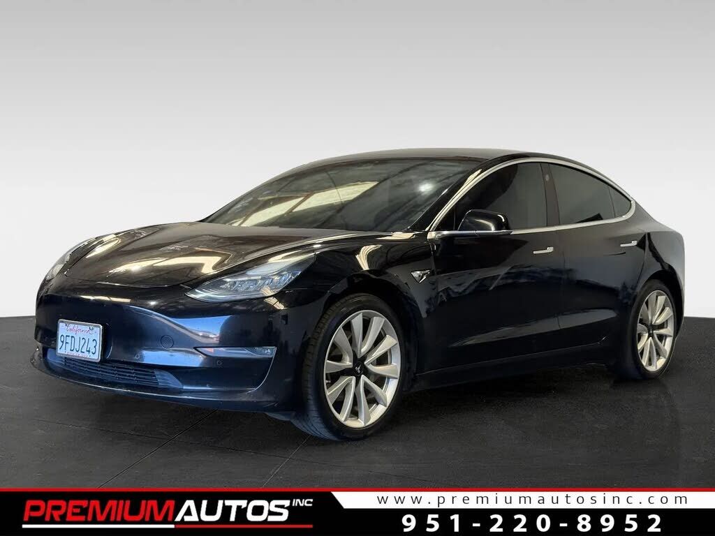 2019 TESLA Model 3