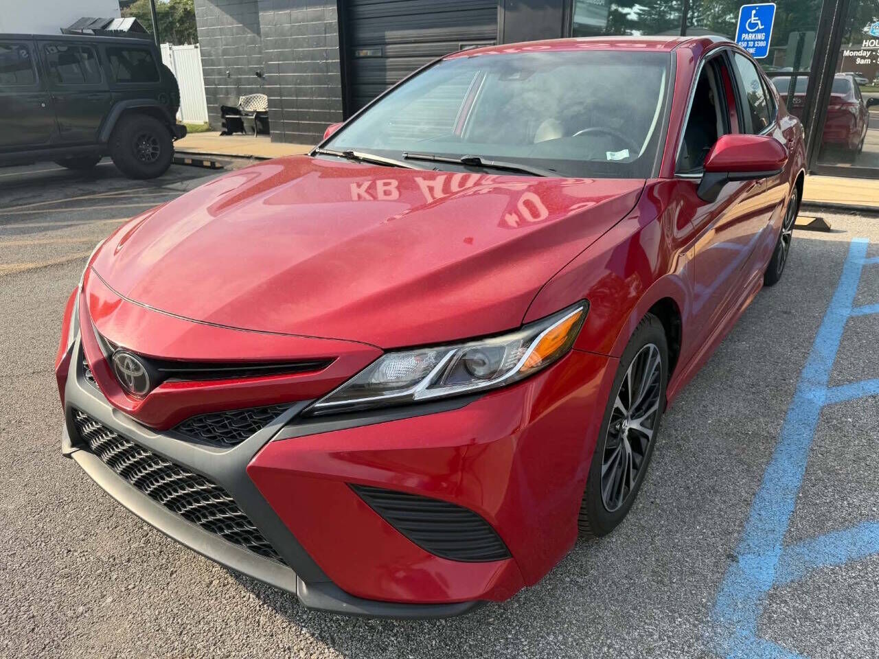 2019 TOYOTA Camry