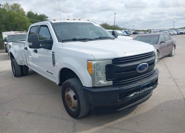 2017 FORD F-350