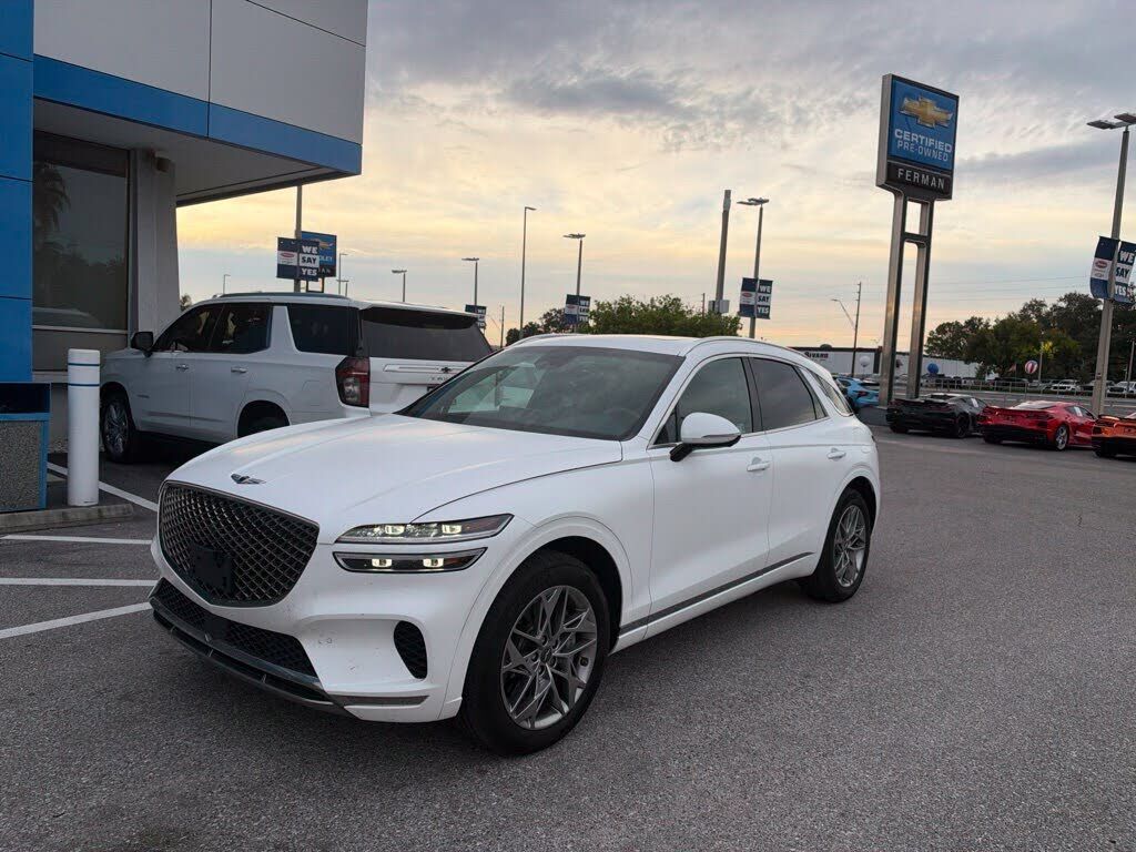 2025 GENESIS GV70