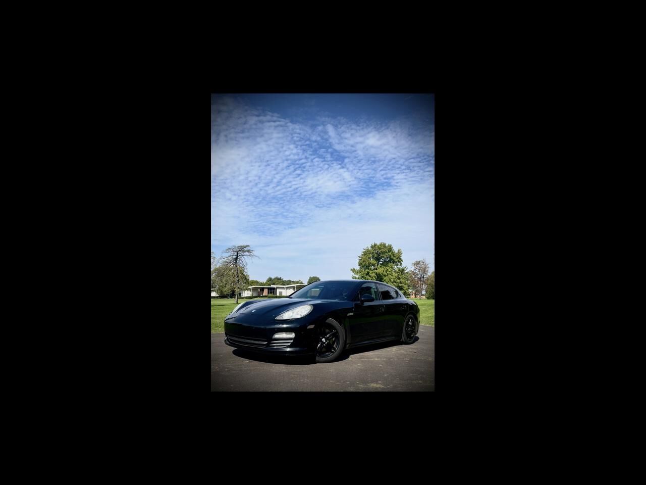2012 PORSCHE Panamera