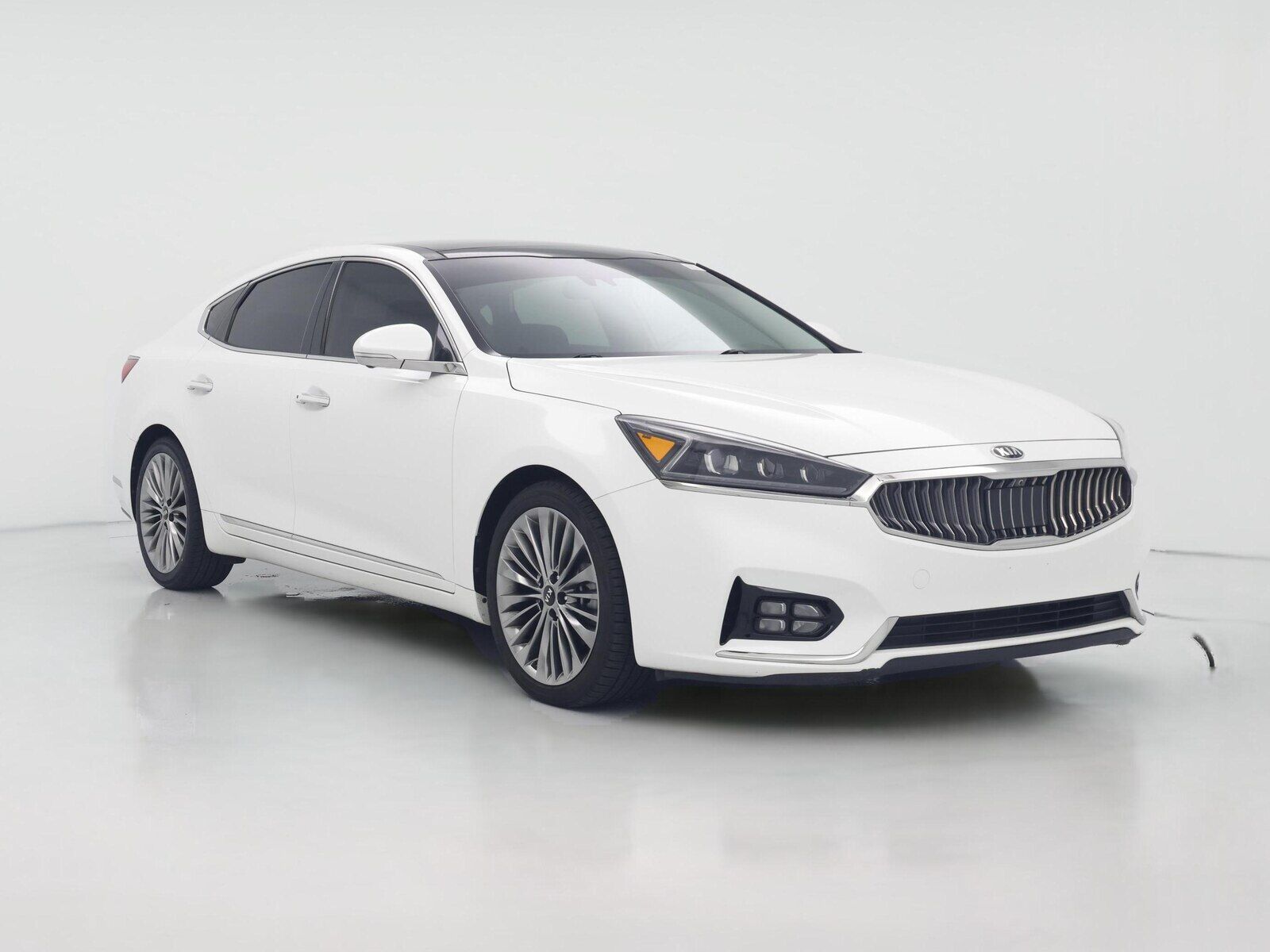 2017 KIA Cadenza