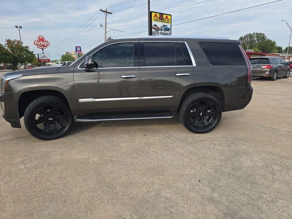 2020 CADILLAC Escalade