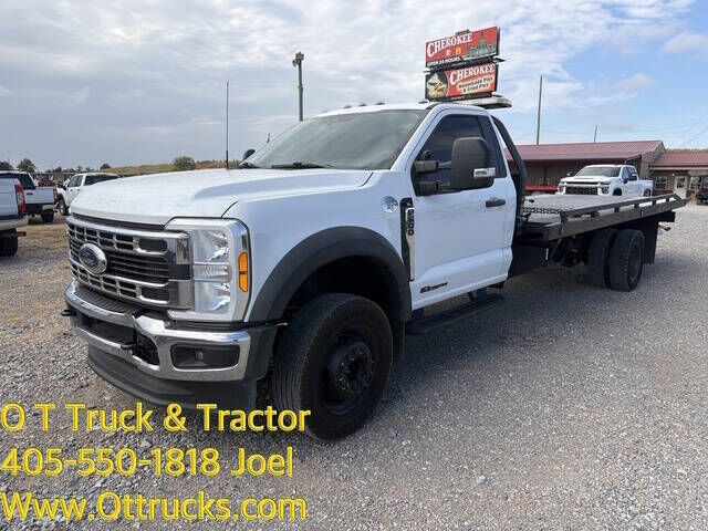 2023 FORD F-600