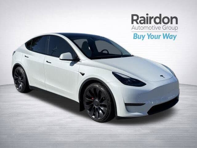 2023 TESLA Model Y