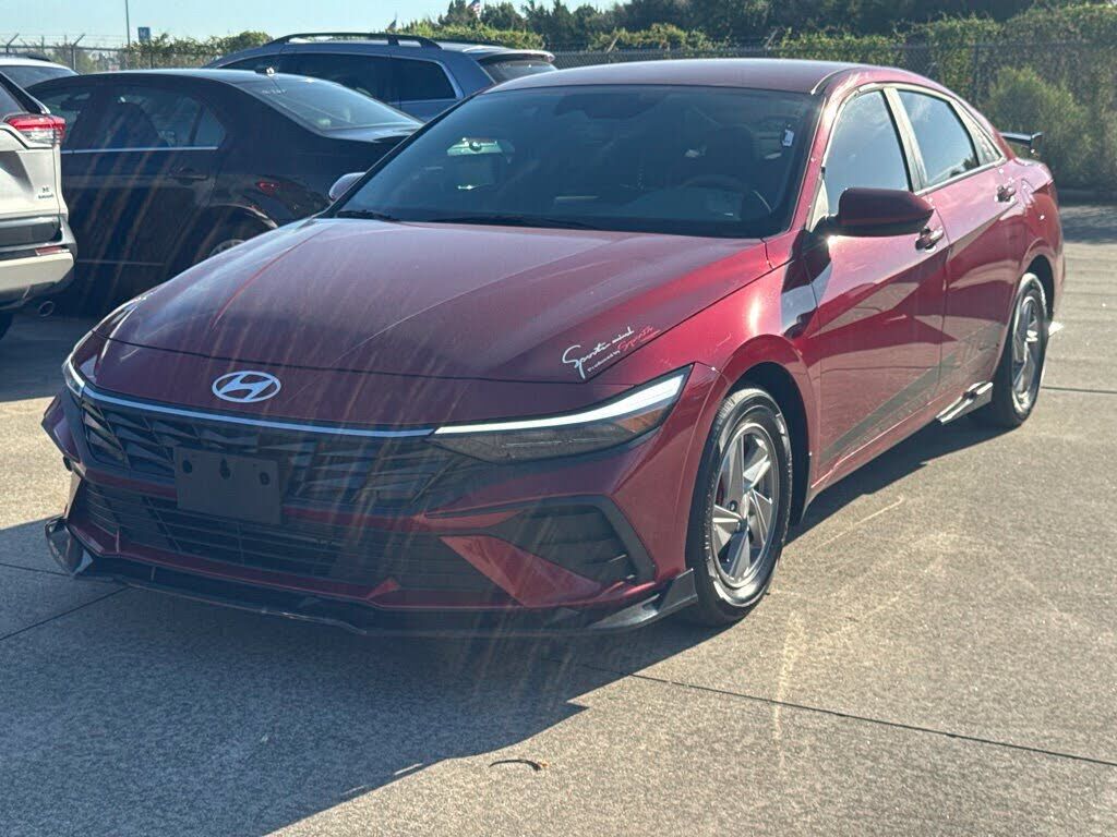 2025 HYUNDAI Elantra