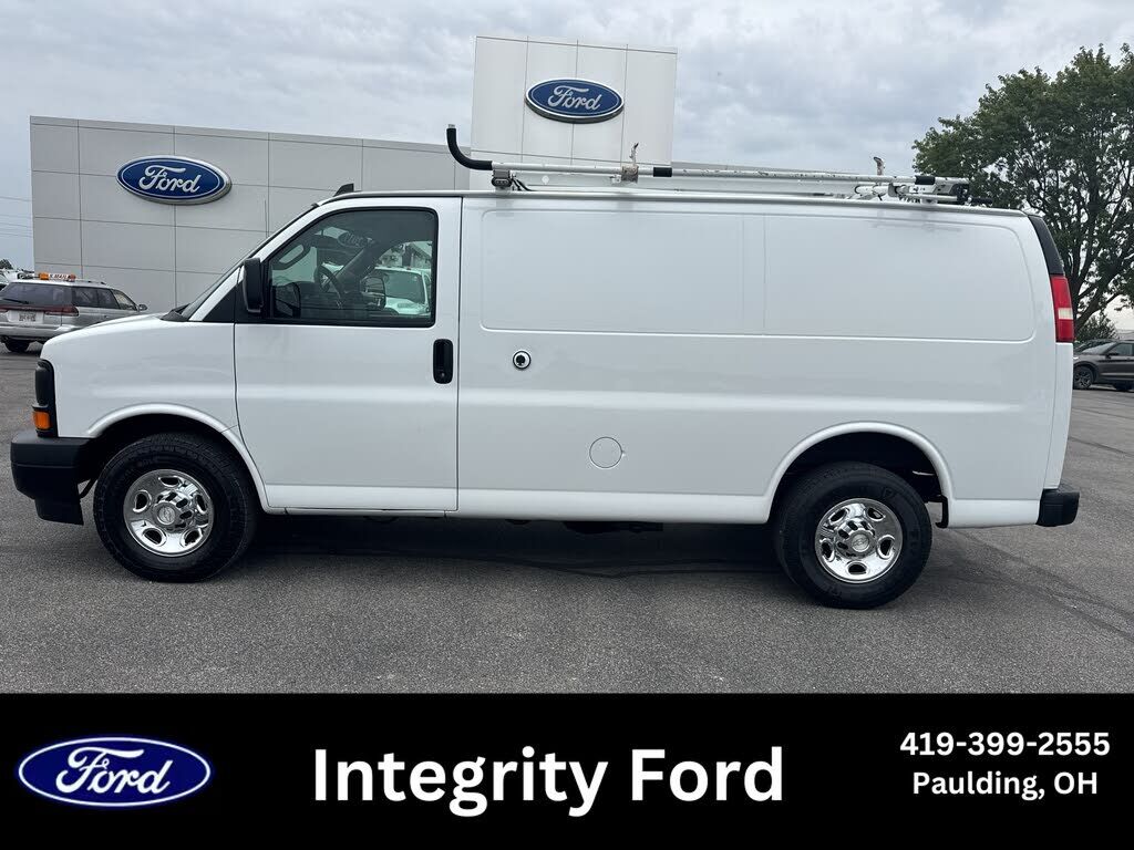 2017 CHEVROLET Express