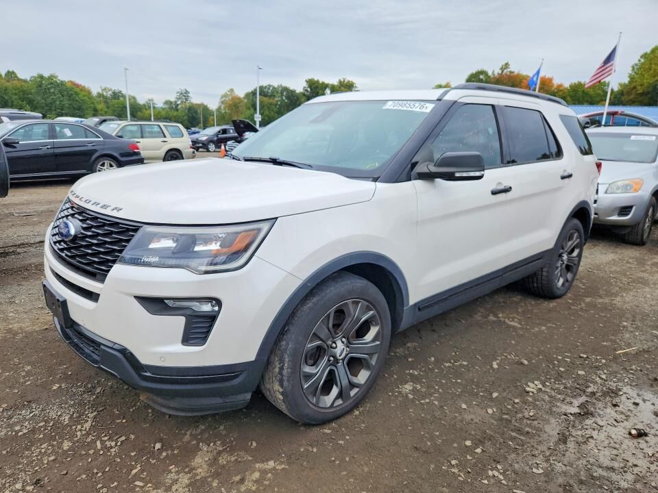 2018 FORD Explorer