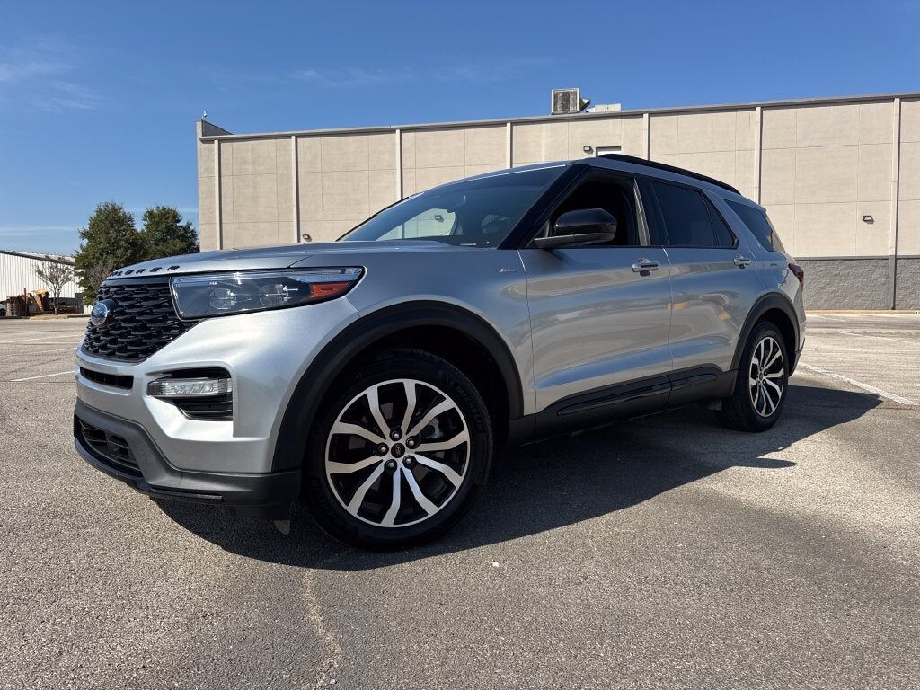 2024 FORD Explorer