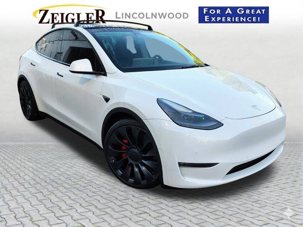 2022 TESLA Model Y