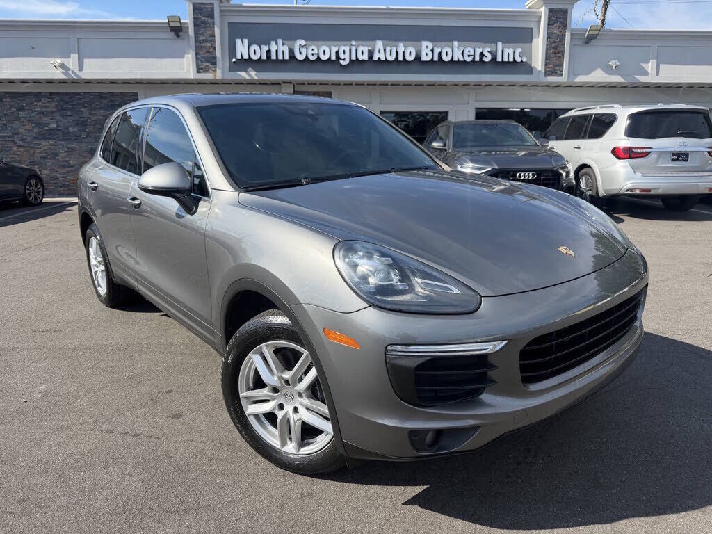 2017 PORSCHE Cayenne