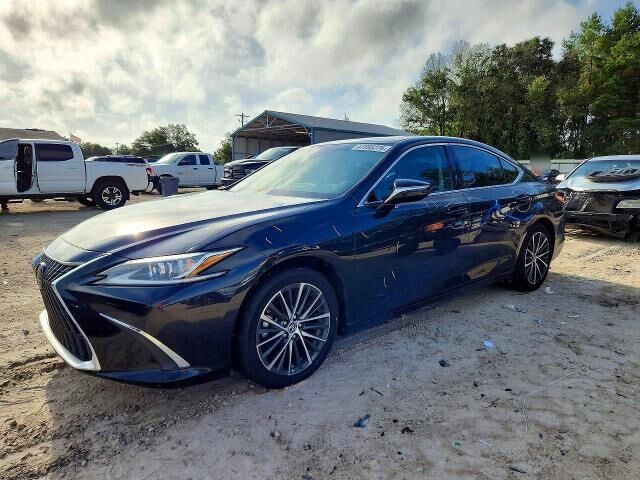 2022 LEXUS ES