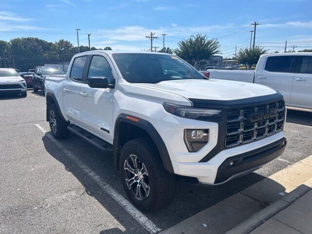 2025 GMC Canyon