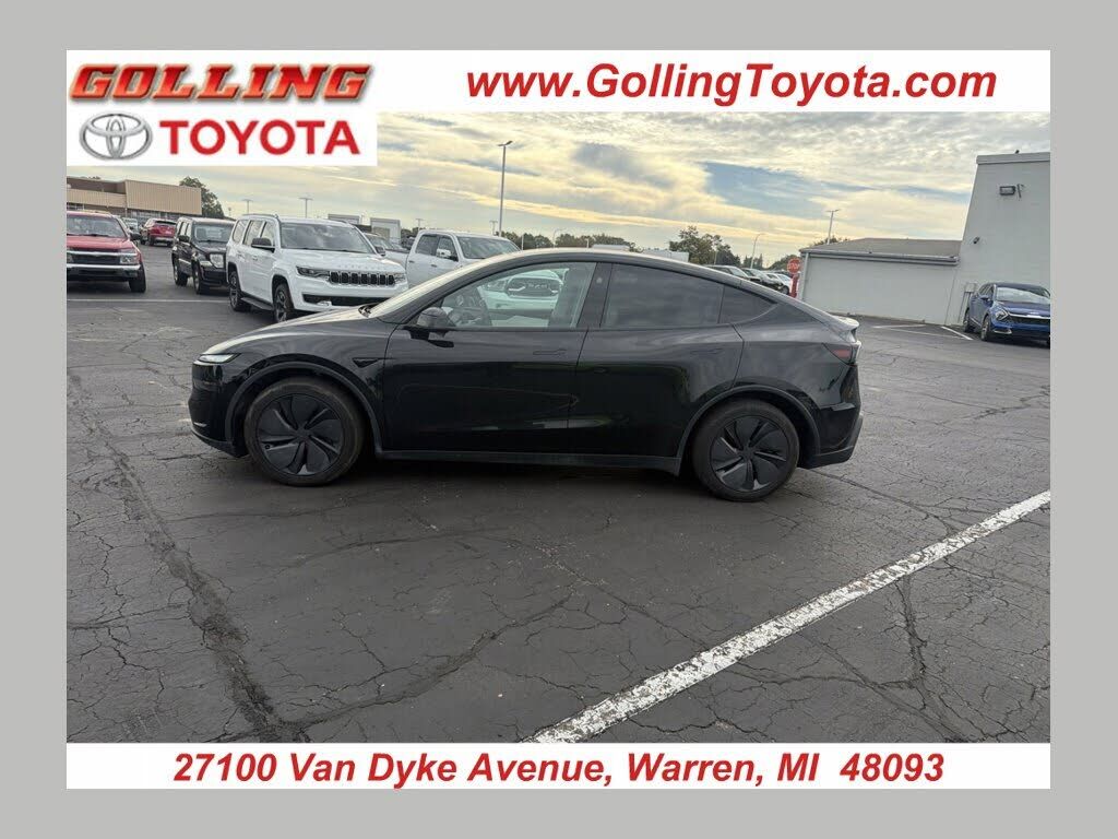 2026 TESLA Model Y