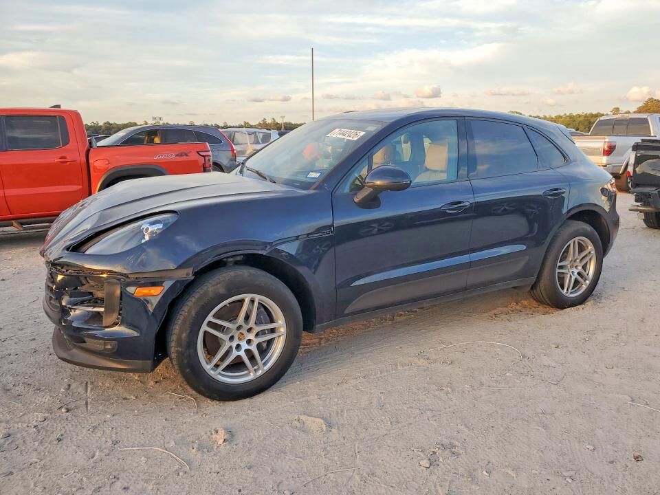 2021 PORSCHE Macan