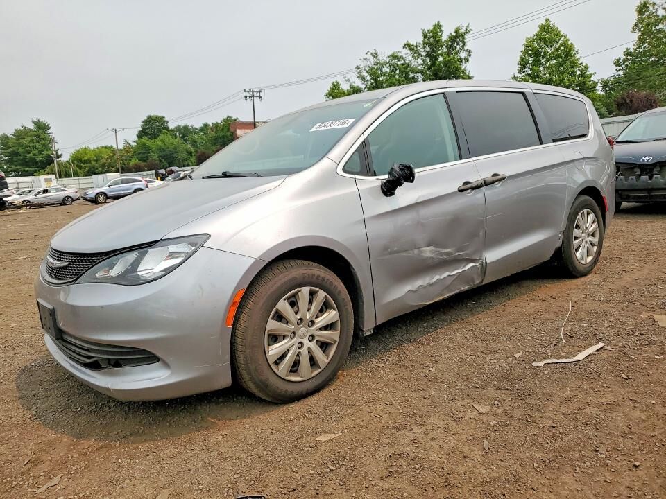 2020 CHRYSLER Voyager