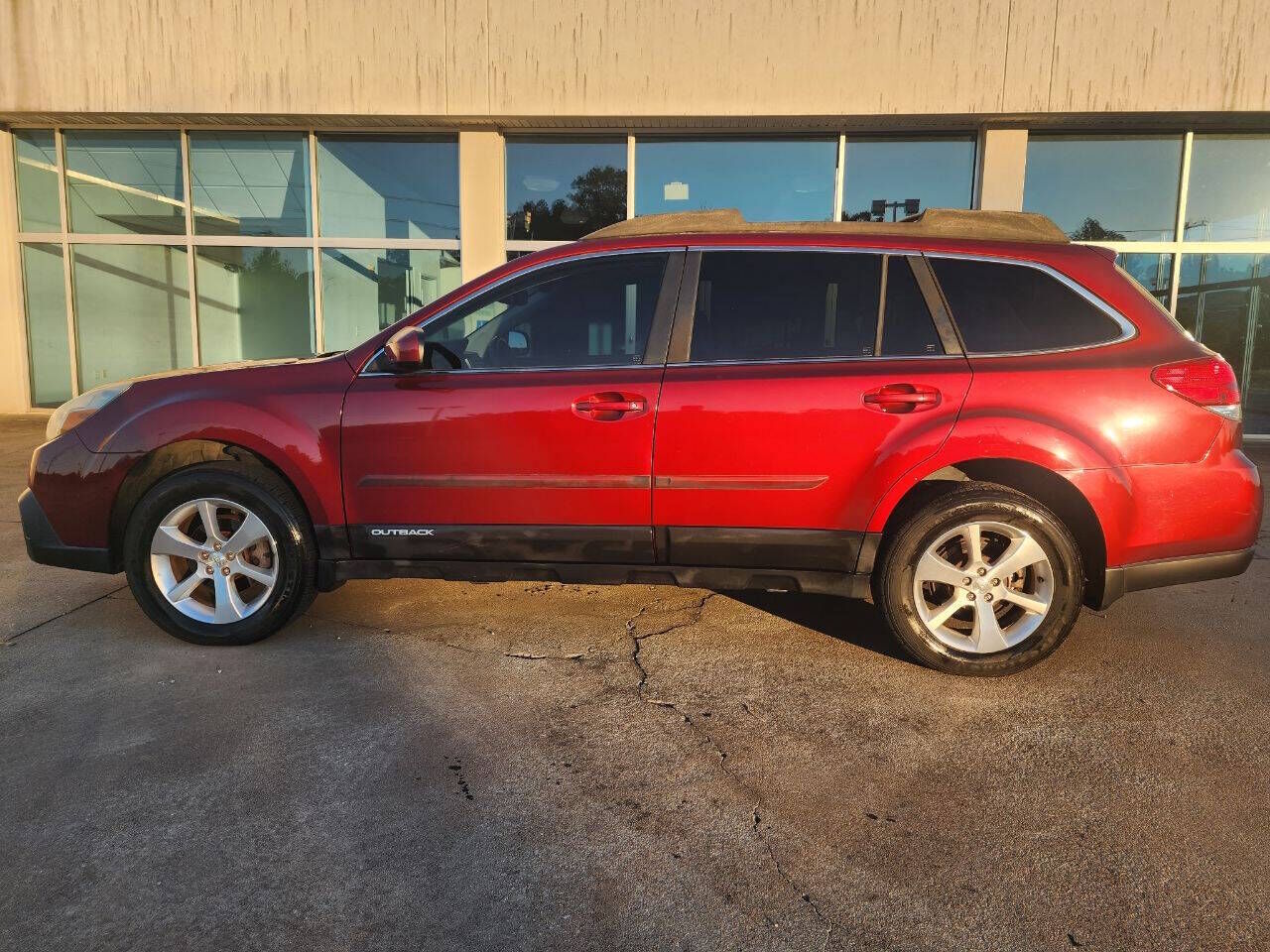 2014 SUBARU Outback
