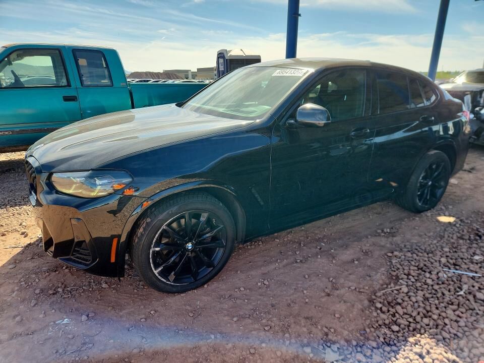 2023 BMW X4